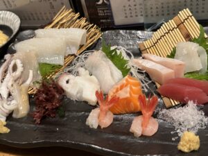 居酒屋天金お刺身の盛り合わせ